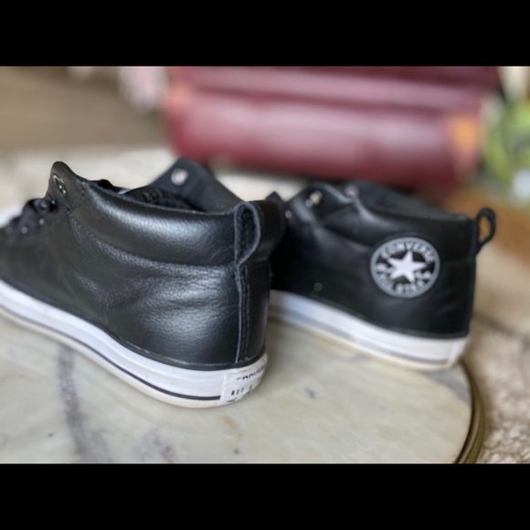 Converse black leather and white high tops 6.5-7 - Picture 4 of 6